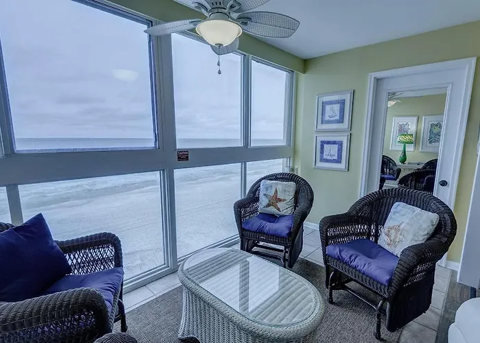 Edgewater West 53 By Albvr - Beachfront Is Perfect For Your Next Family Getaway Holiday home *