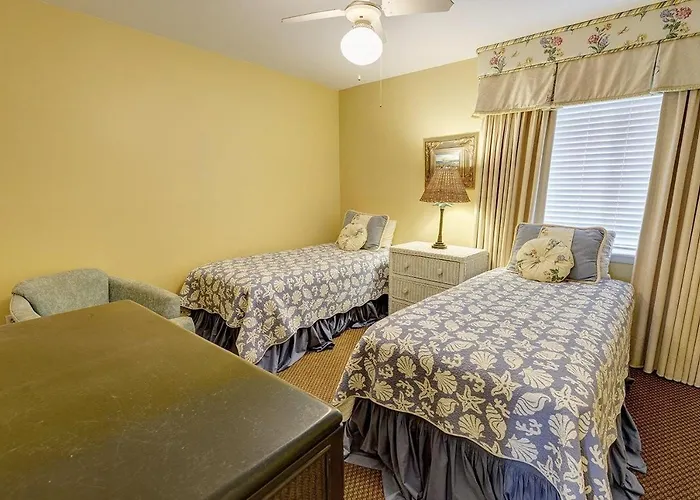 Edgewater West 53 By Albvr - Beachfront Is Perfect For Your Next Family Getaway Holiday home *