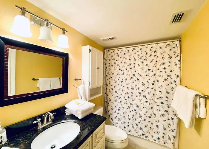 Holiday home Edgewater West 53 By Albvr - Beachfront Is Perfect For Your Next Family Getaway